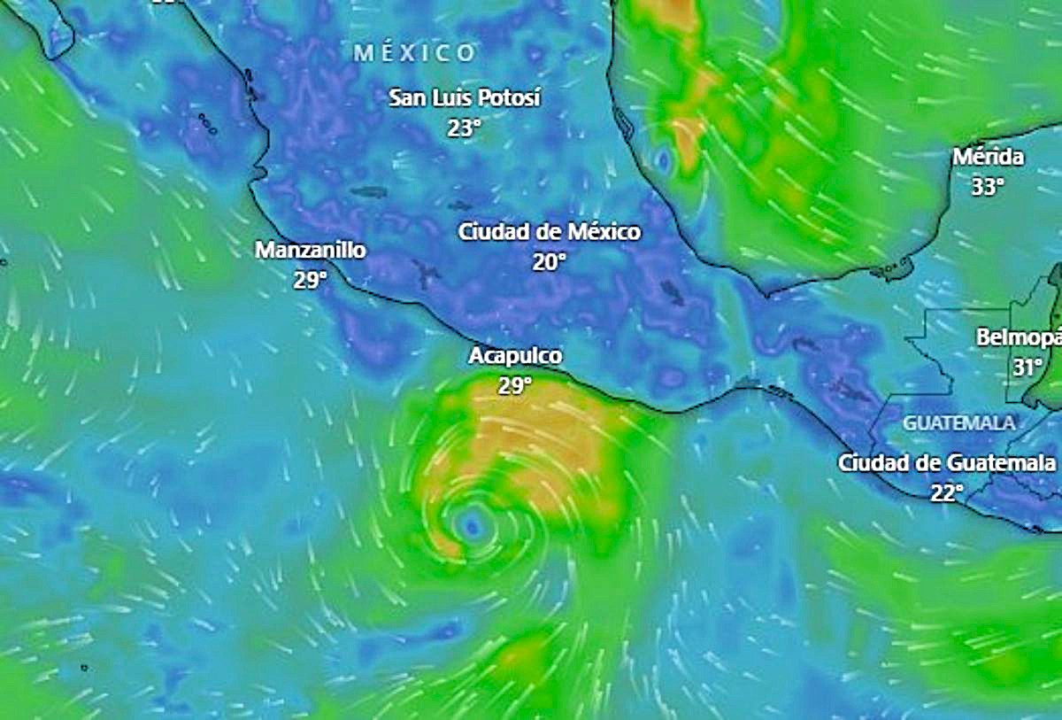 Ciclones tropicales amenazan México