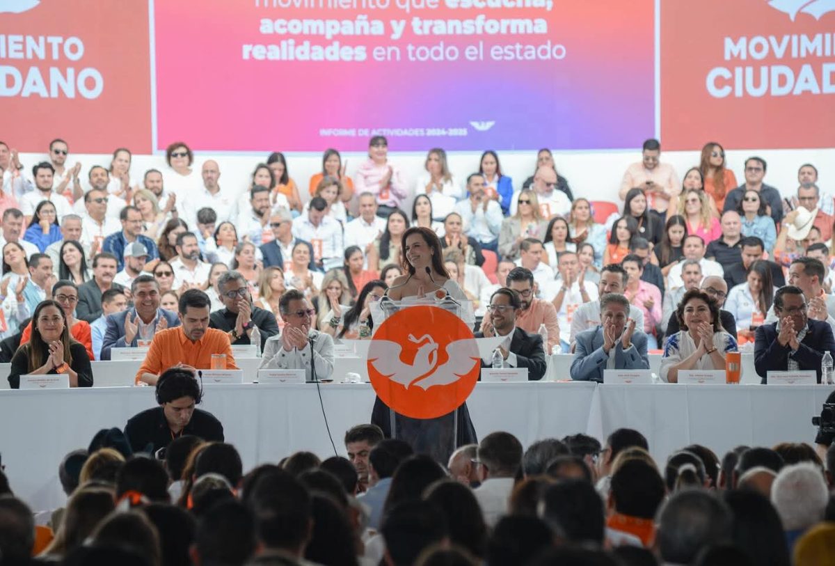Mirza Flores coordinadora estatal de movimiento ciudadano