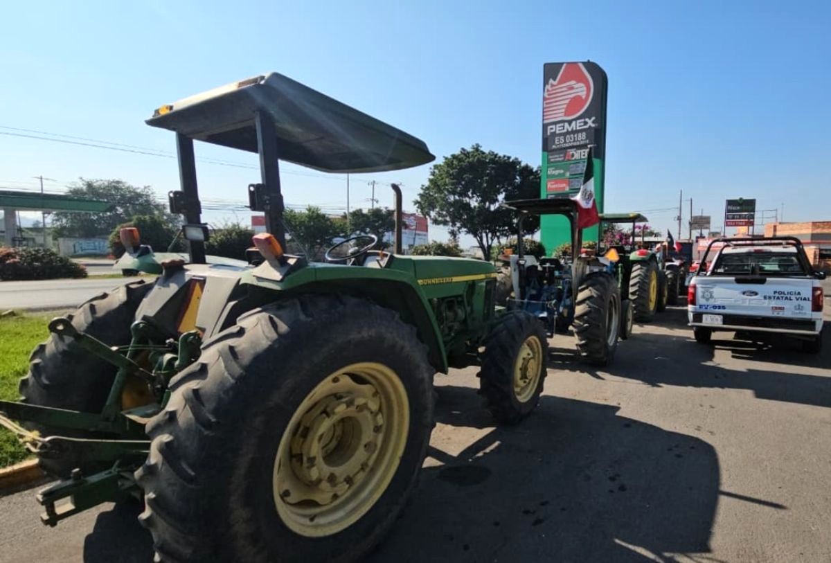 Bloqueo de agricultores y campesinos en Jalisco