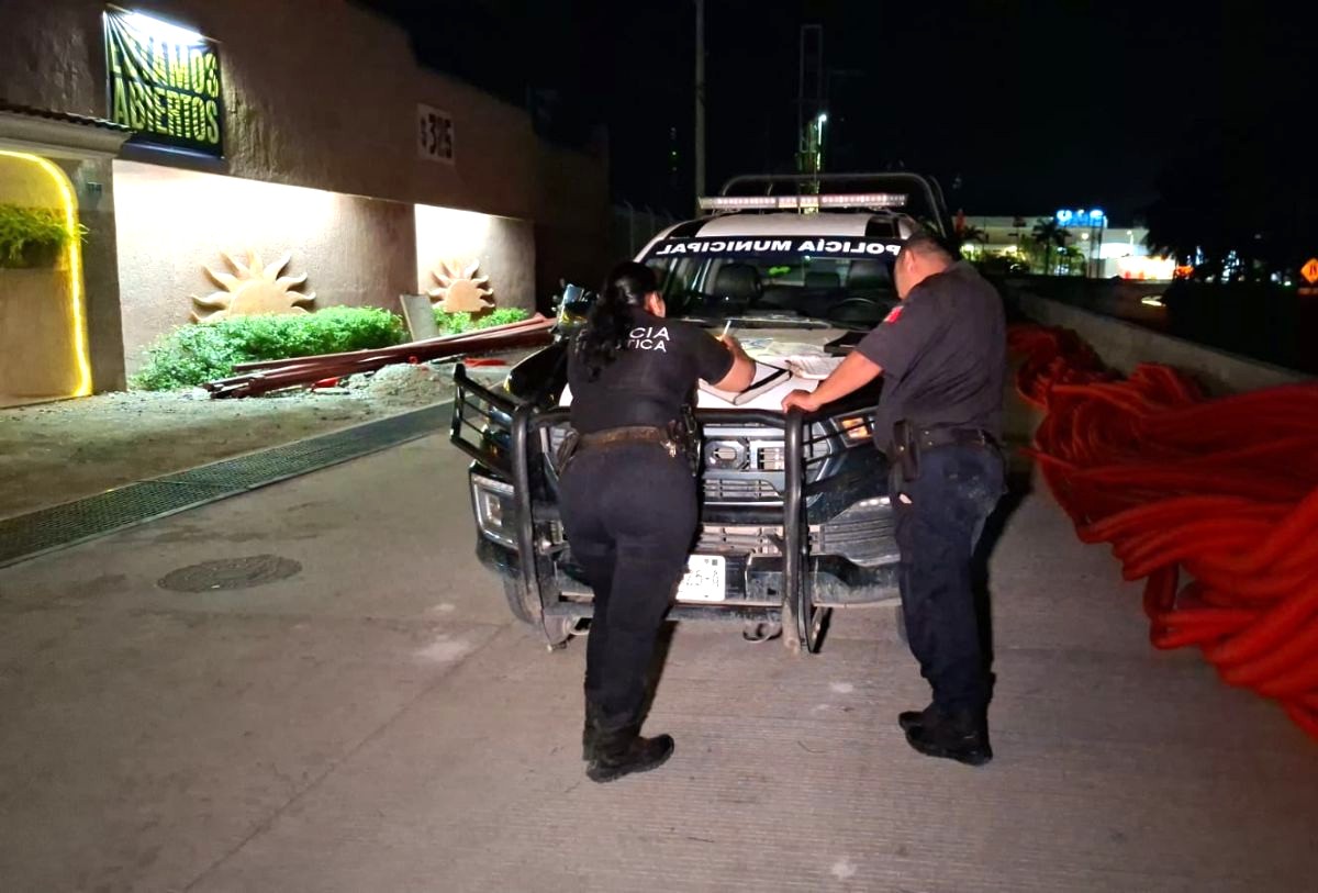 Policías atienden presunto feminicidio en Puerto Vallarta