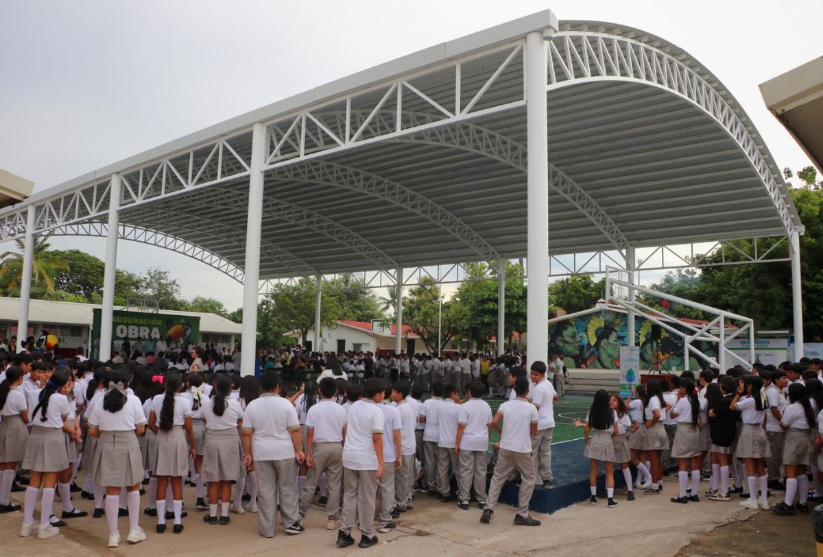 Domo en secundaria técnica 56 de Ixtapa, Vallarta
