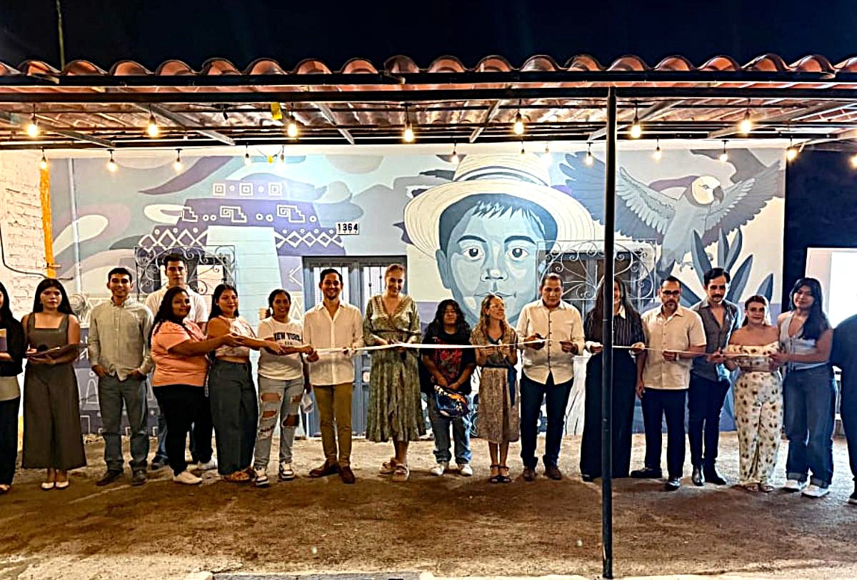 Estudiantes y autoridades del Tecnológico de Jalisco campus Puerto Vallarta