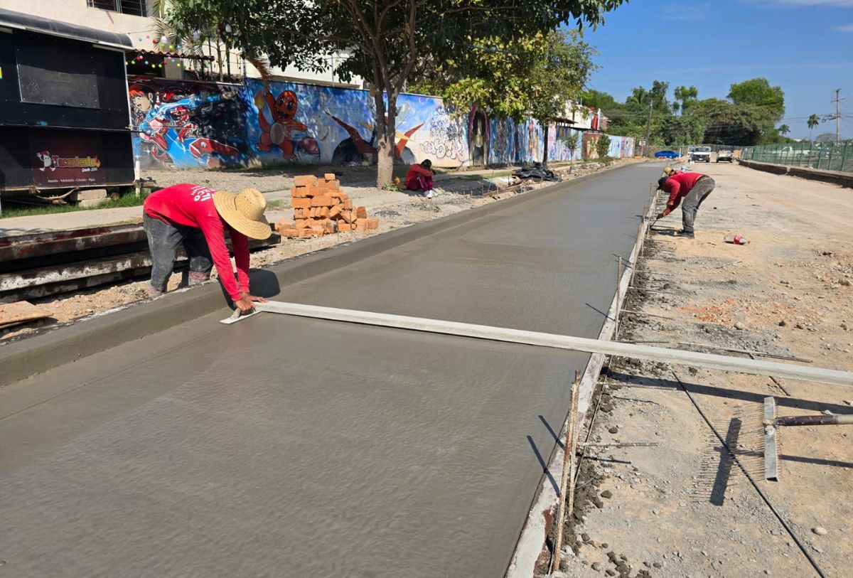 Pavimentación de la Avenida México en Puerto Vallarta