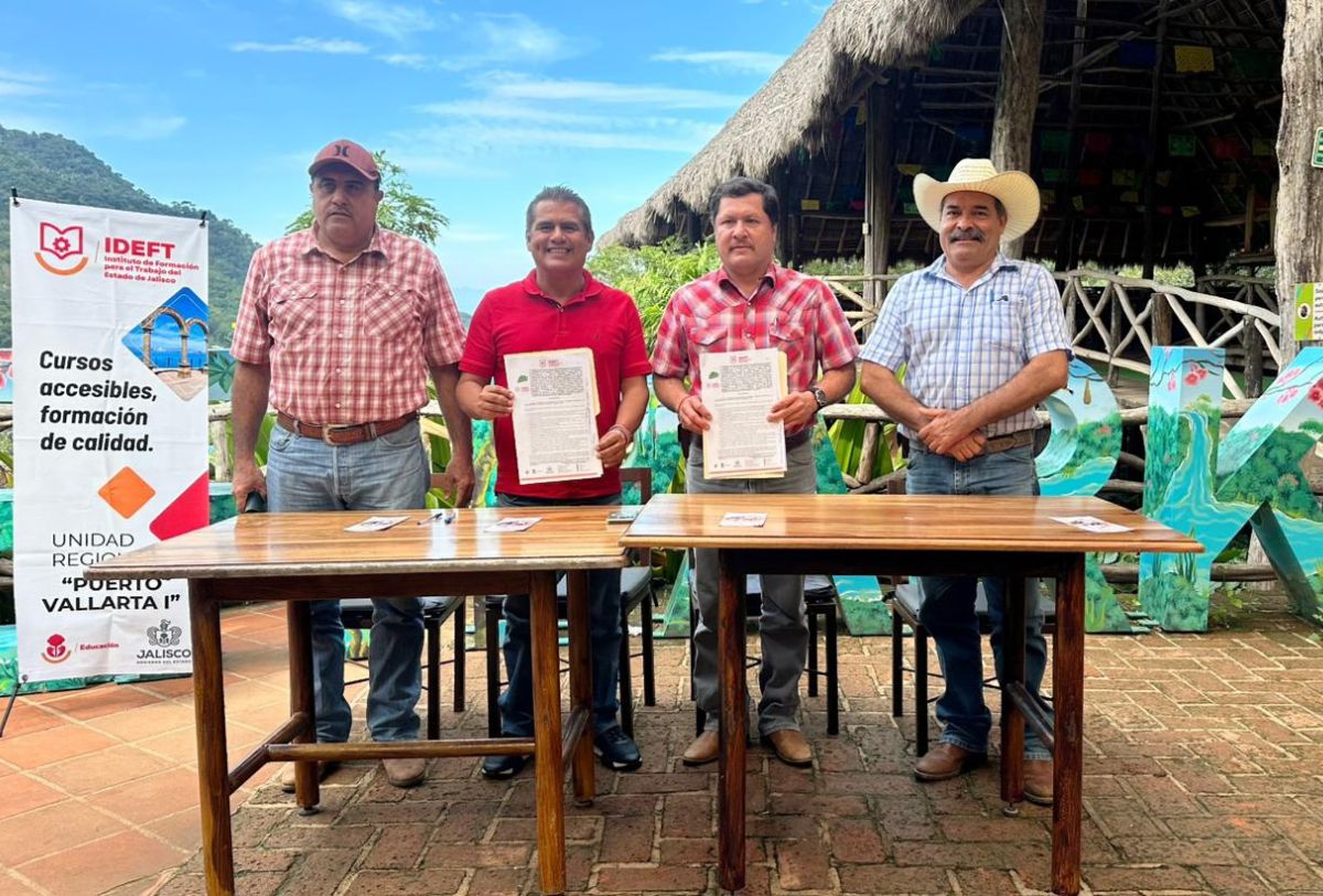 IDEFT firma convenio con River Park en Puerto Vallarta