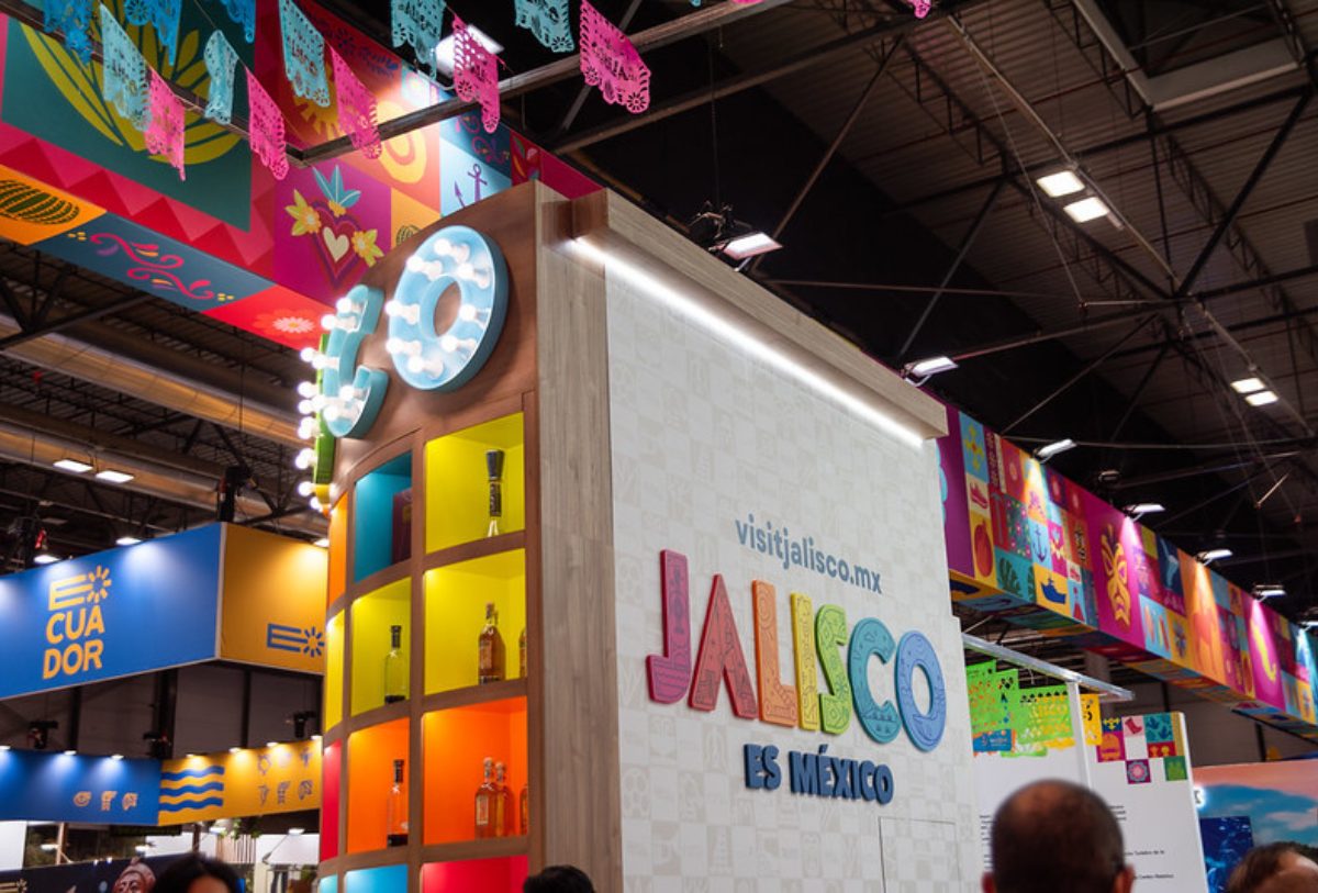 FOTO DE LETRAS DE COLORES