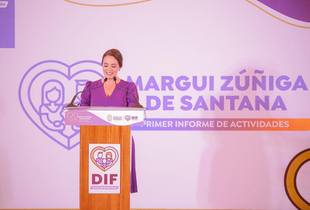 presidenta del DIF Municipal, Lic. Margui Zúñiga de Santana