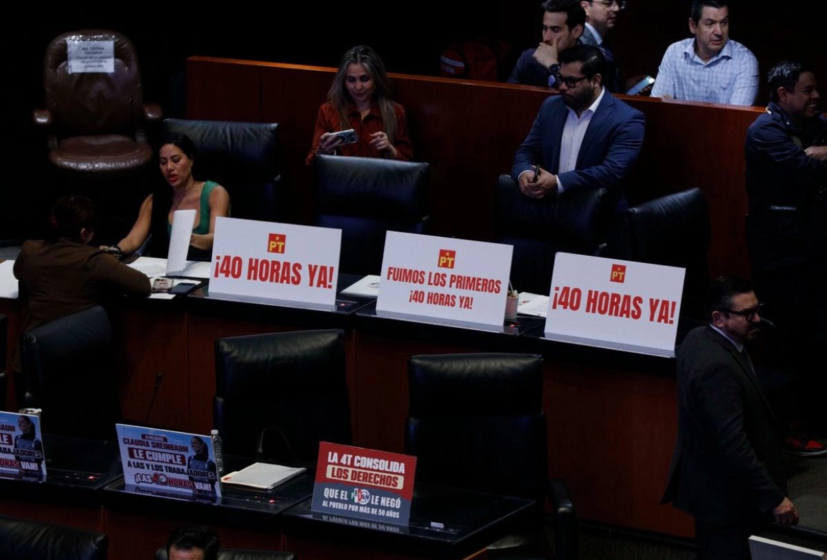 SENADO CON SENADORES REUNIDOS