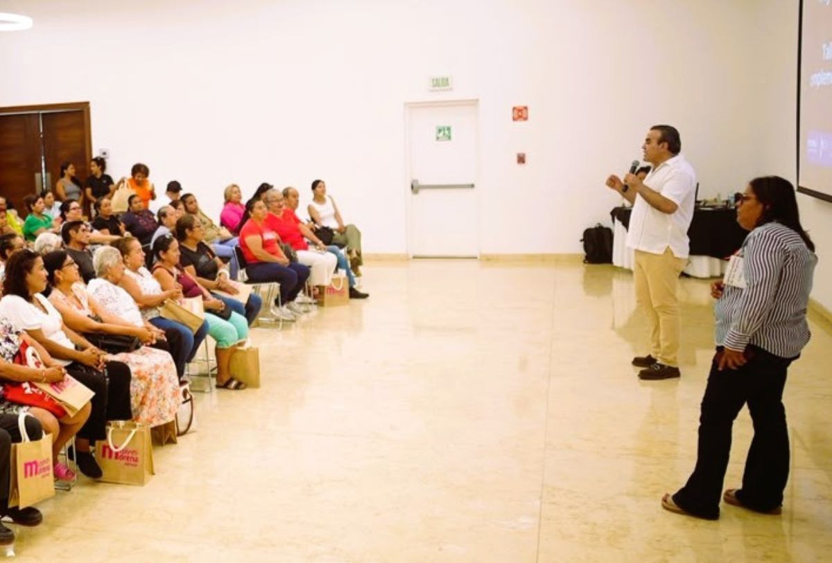 Morenistas en Puerto Vallarta