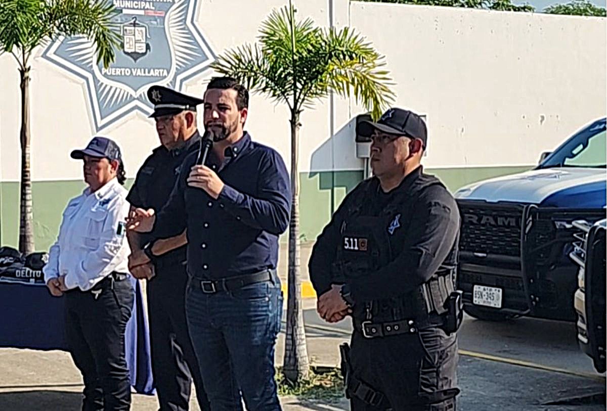Policía Municipal de Puerto Vallarta con nuevas patrullas