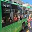 Usuarios del transporte público en Puerto Vallarta