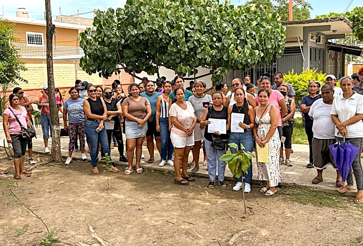 Primaria de Las Juntas, Vallarta, sin electricidad