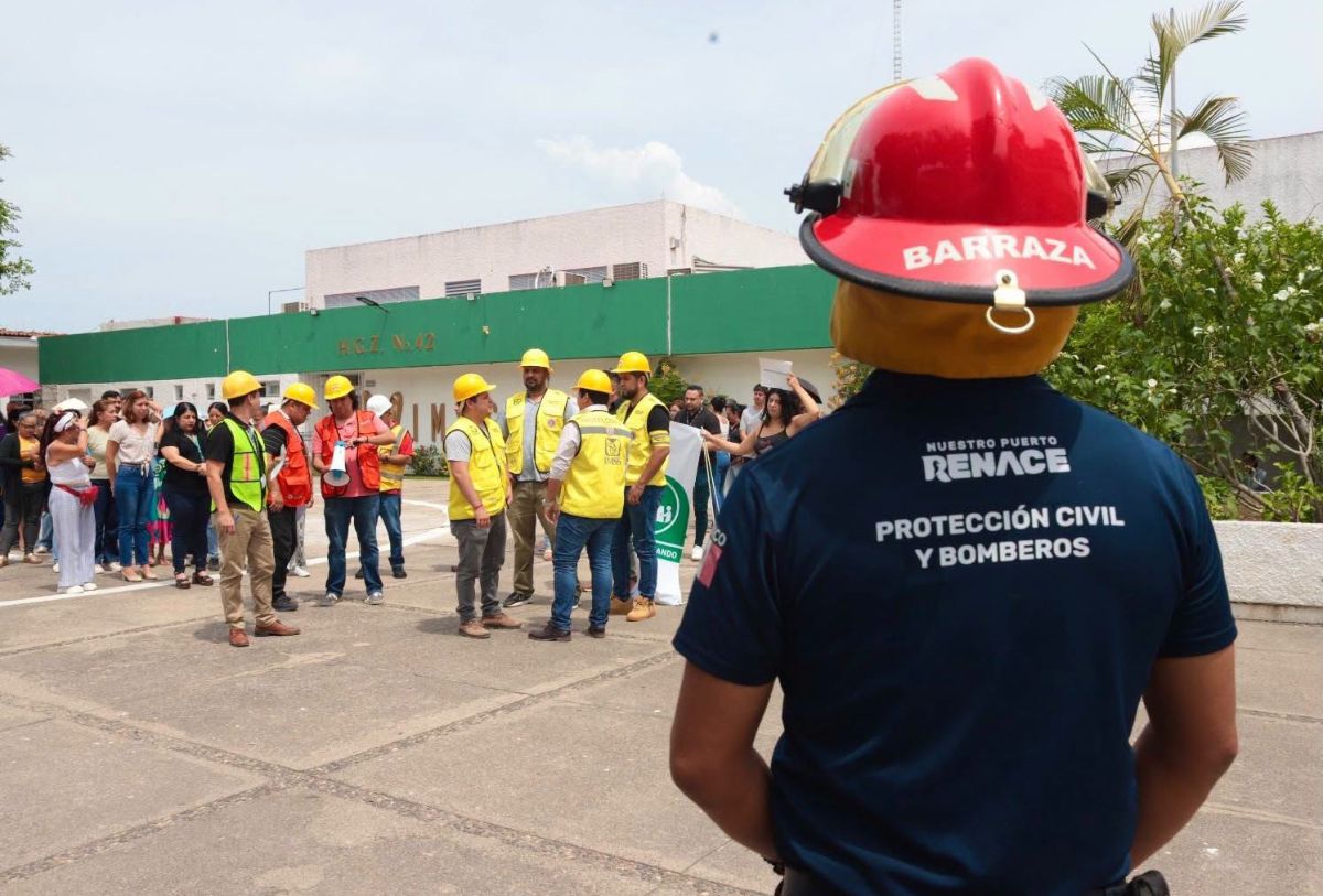 Simulacro de sismo 2026 en Puerto Vallarta