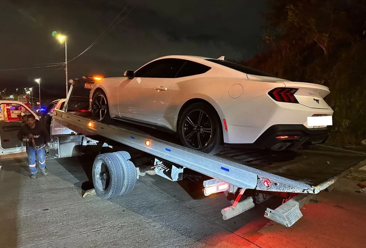 Auto detenido por carreras clandestinas