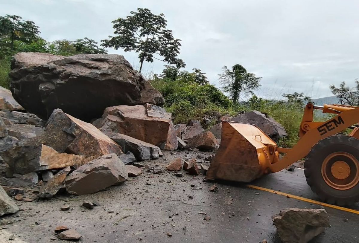 Derrumbe en Autlánd de Navarro