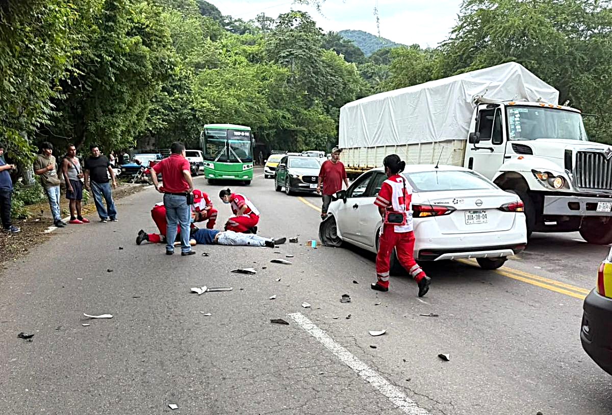 Motociclista muere en Puerto Vallarta