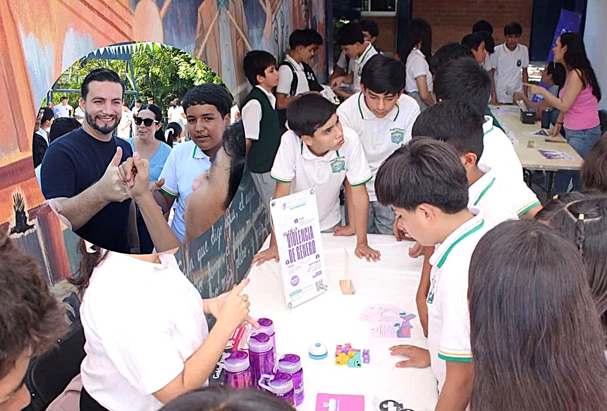 Luis Munguía con jóvenes de secundaria en Feria de la Salud 2026