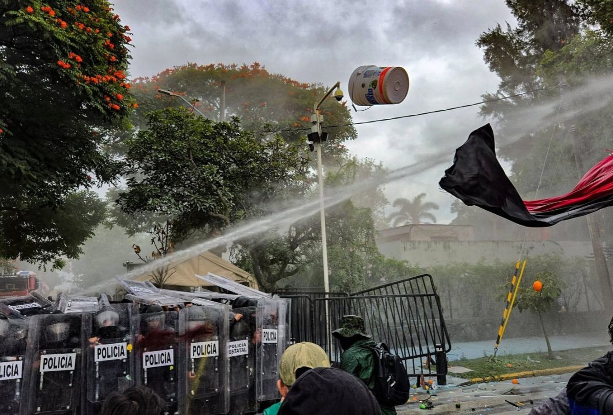 Represión policial en Guadalajara, Jalisco